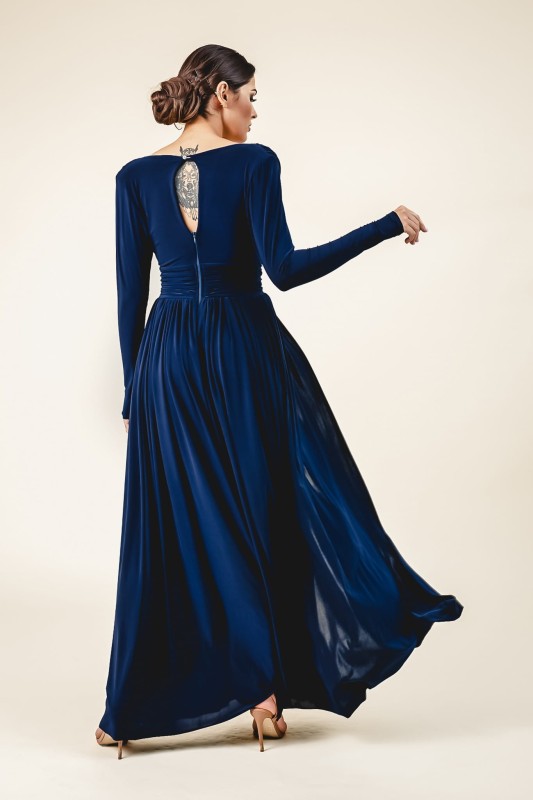 9b4da597bfaaa71d327a0cb3ddbc6107